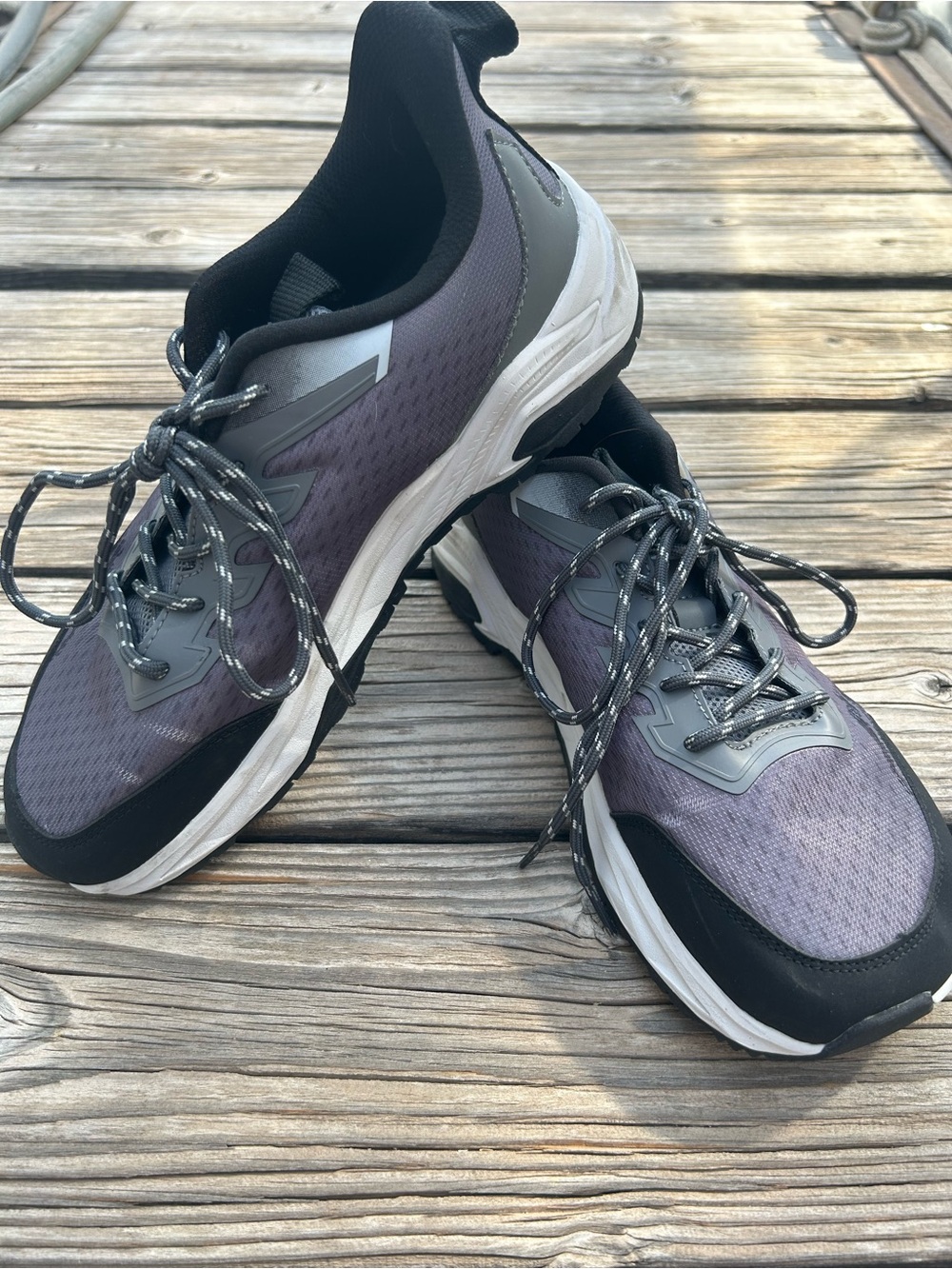 NWOT Men’s Hobibear Sierra wide toe Trail Hiking Running shoes